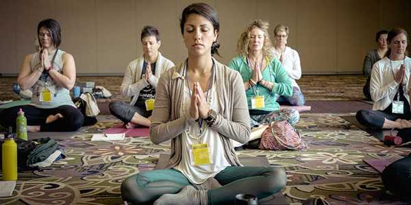 10 Simple Yoga Poses for Beginners to Try Today